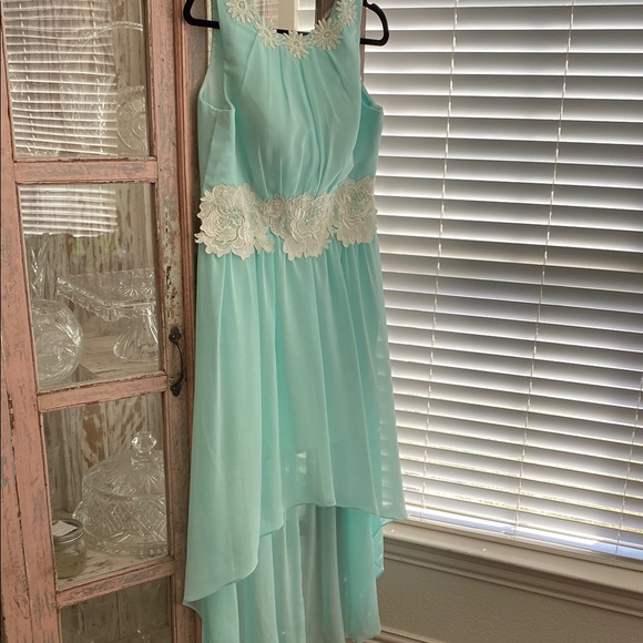 High-Low Asymmetrical Chiffon Sundress - Picture 1 of 9